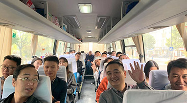 开云在线开户环保“燃激情 · 追梦，聚人心 · 共赢 ”团建活动圆满举行